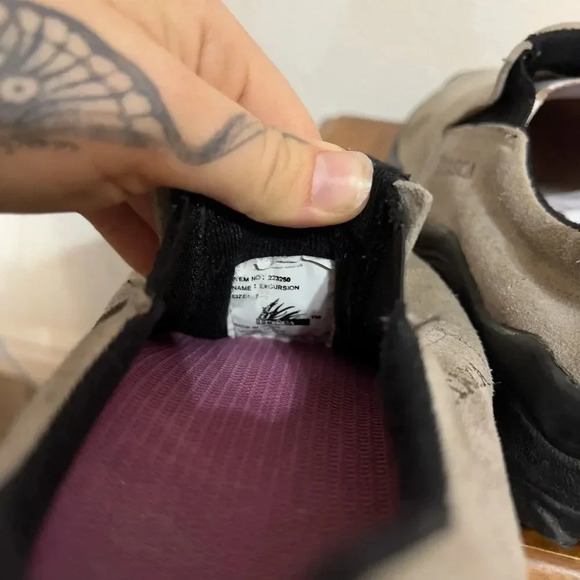 ITASCA Searay Suede‎ Slip On Comfort Walking Mens Shoes Sz 9 Tan Cushion Stretch - Picture 5 of 9